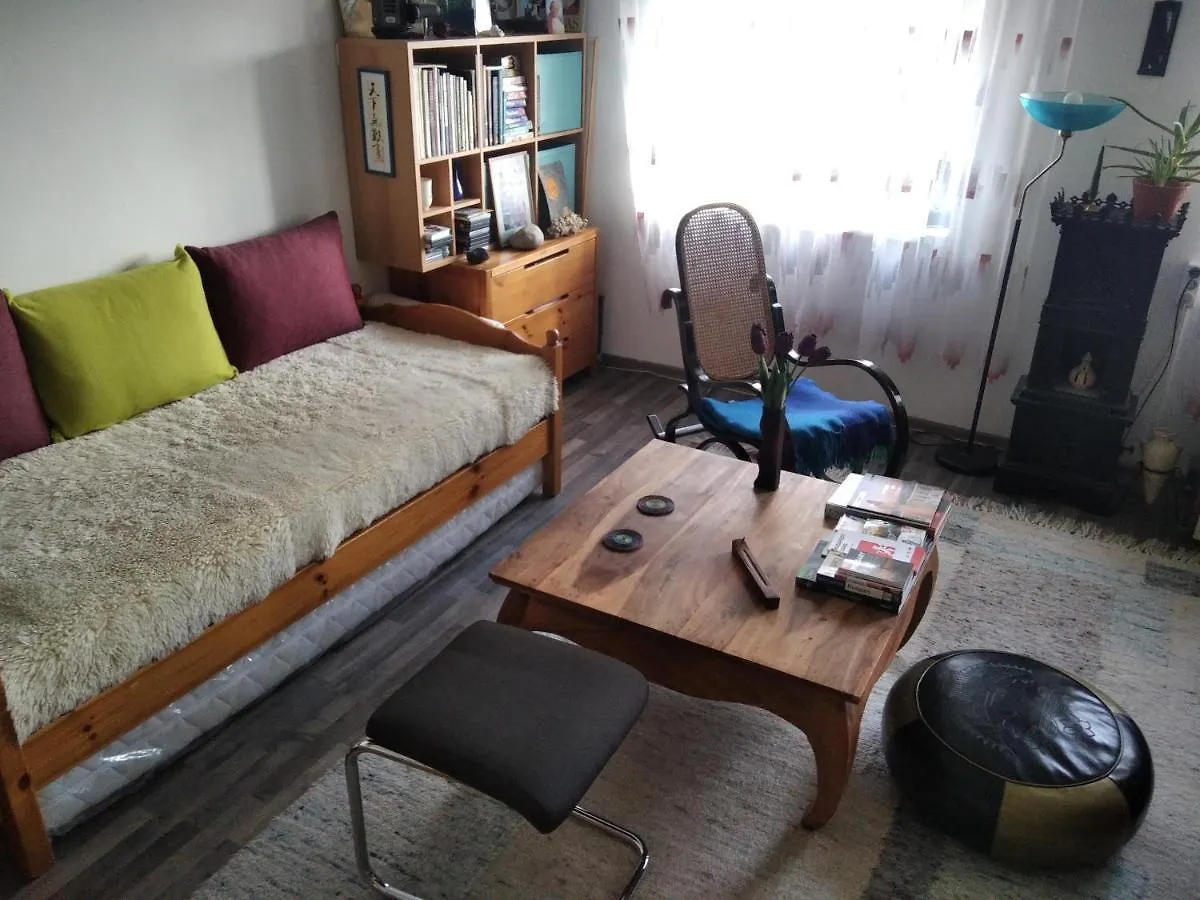 Sunflower Apartment Budapest 0*,